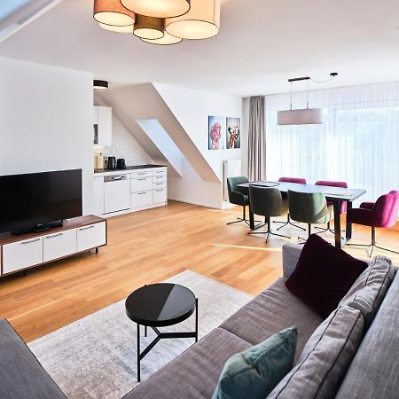Myfavorit Apartments - Spacious Apartments Next To Puplic Transport U1 Direct Connection To Citycenter Vienna Exterior photo