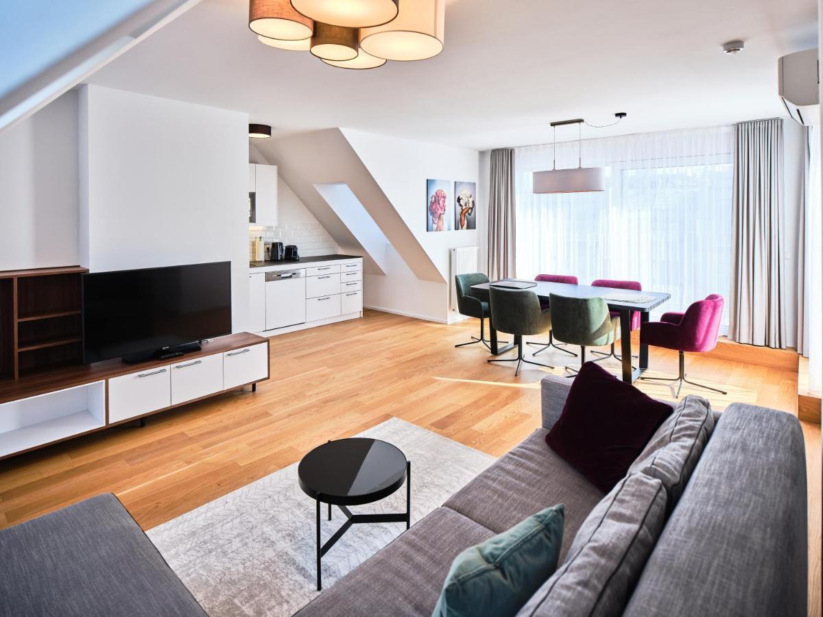 Myfavorit Apartments - Spacious Apartments Next To Puplic Transport U1 Direct Connection To Citycenter Vienna Exterior photo
