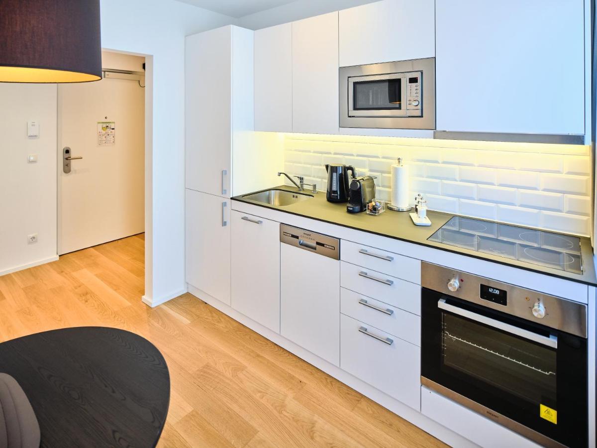Myfavorit Apartments - Spacious Apartments Next To Puplic Transport U1 Direct Connection To Citycenter Vienna Exterior photo