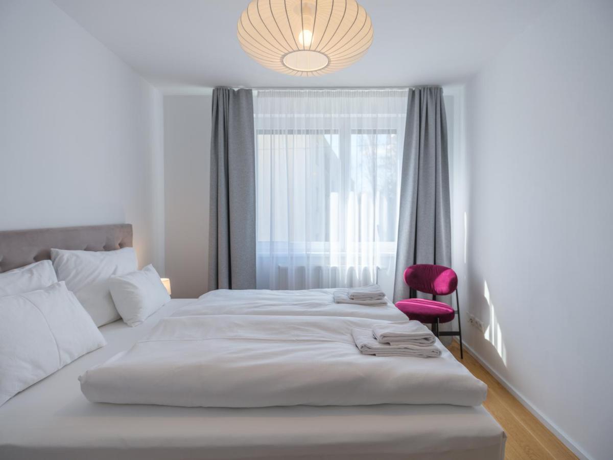 Myfavorit Apartments - Spacious Apartments Next To Puplic Transport U1 Direct Connection To Citycenter Vienna Exterior photo