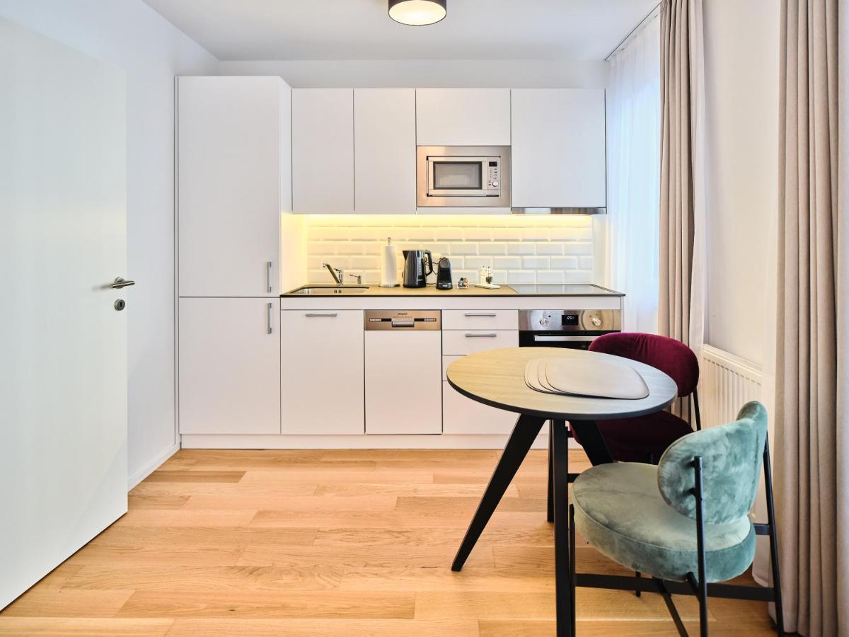 Myfavorit Apartments - Spacious Apartments Next To Puplic Transport U1 Direct Connection To Citycenter Vienna Exterior photo