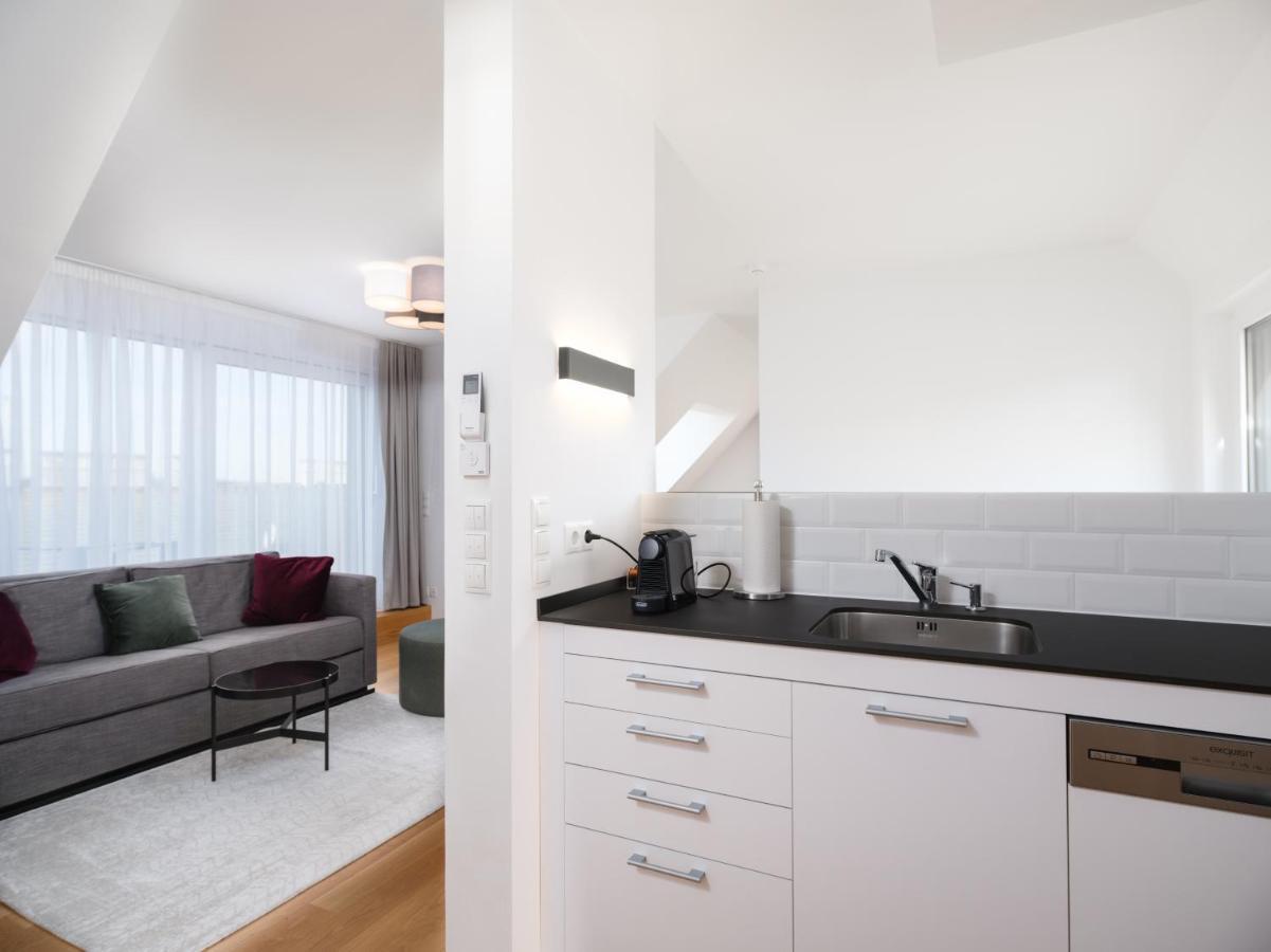 Myfavorit Apartments - Spacious Apartments Next To Puplic Transport U1 Direct Connection To Citycenter Vienna Exterior photo