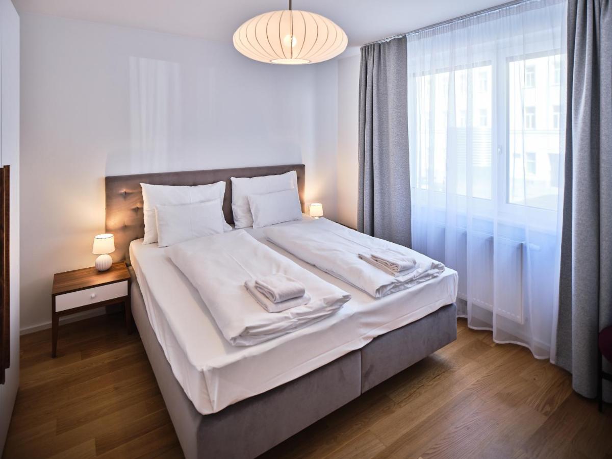 Myfavorit Apartments - Spacious Apartments Next To Puplic Transport U1 Direct Connection To Citycenter Vienna Exterior photo
