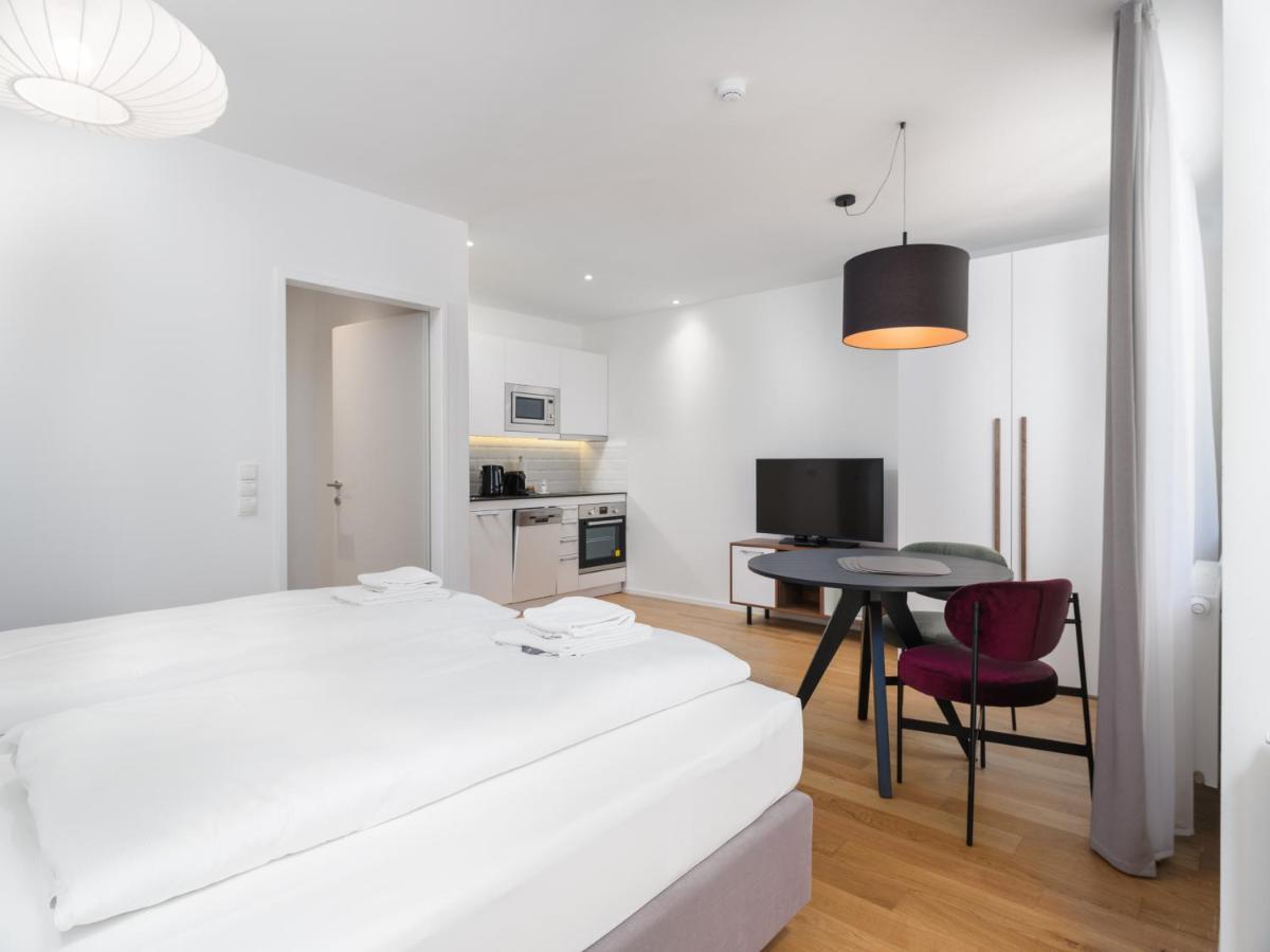 Myfavorit Apartments - Spacious Apartments Next To Puplic Transport U1 Direct Connection To Citycenter Vienna Exterior photo