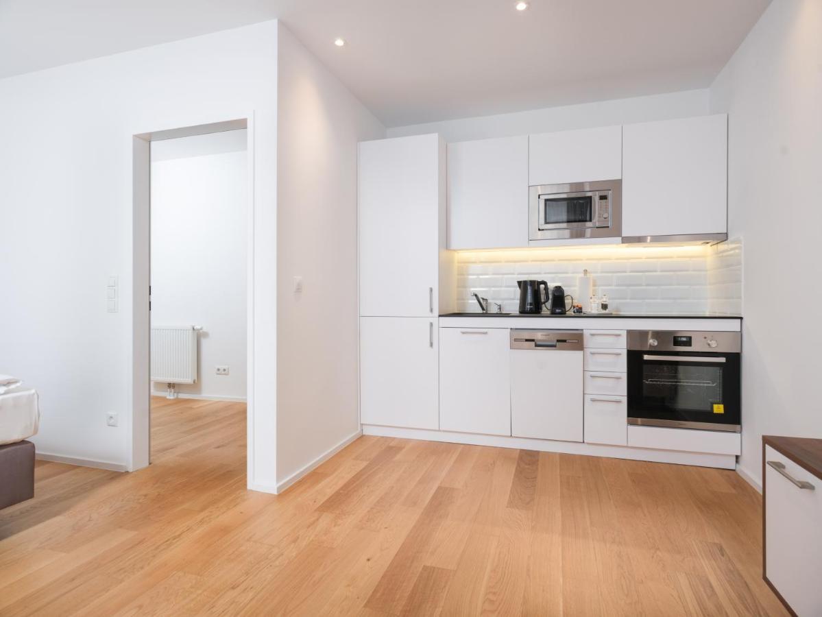 Myfavorit Apartments - Spacious Apartments Next To Puplic Transport U1 Direct Connection To Citycenter Vienna Exterior photo