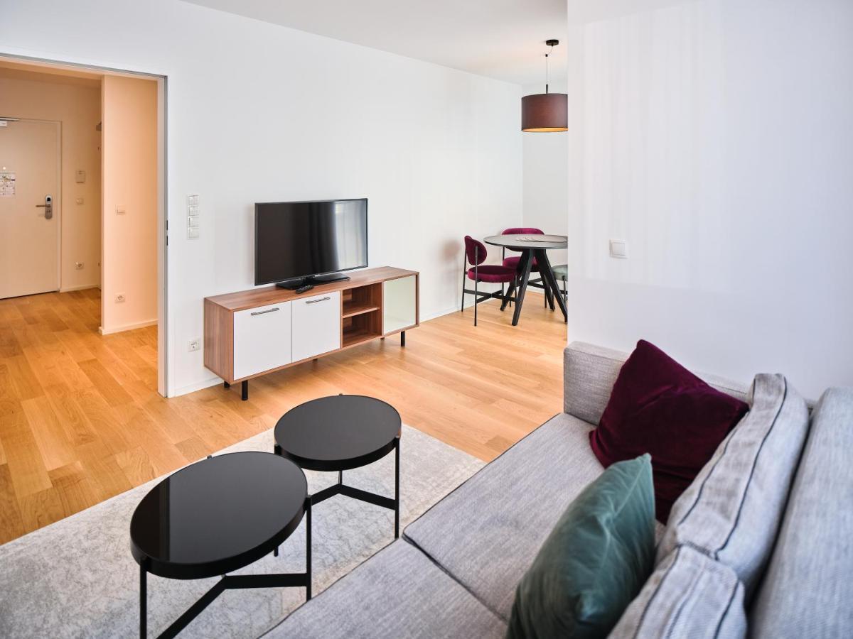 Myfavorit Apartments - Spacious Apartments Next To Puplic Transport U1 Direct Connection To Citycenter Vienna Exterior photo