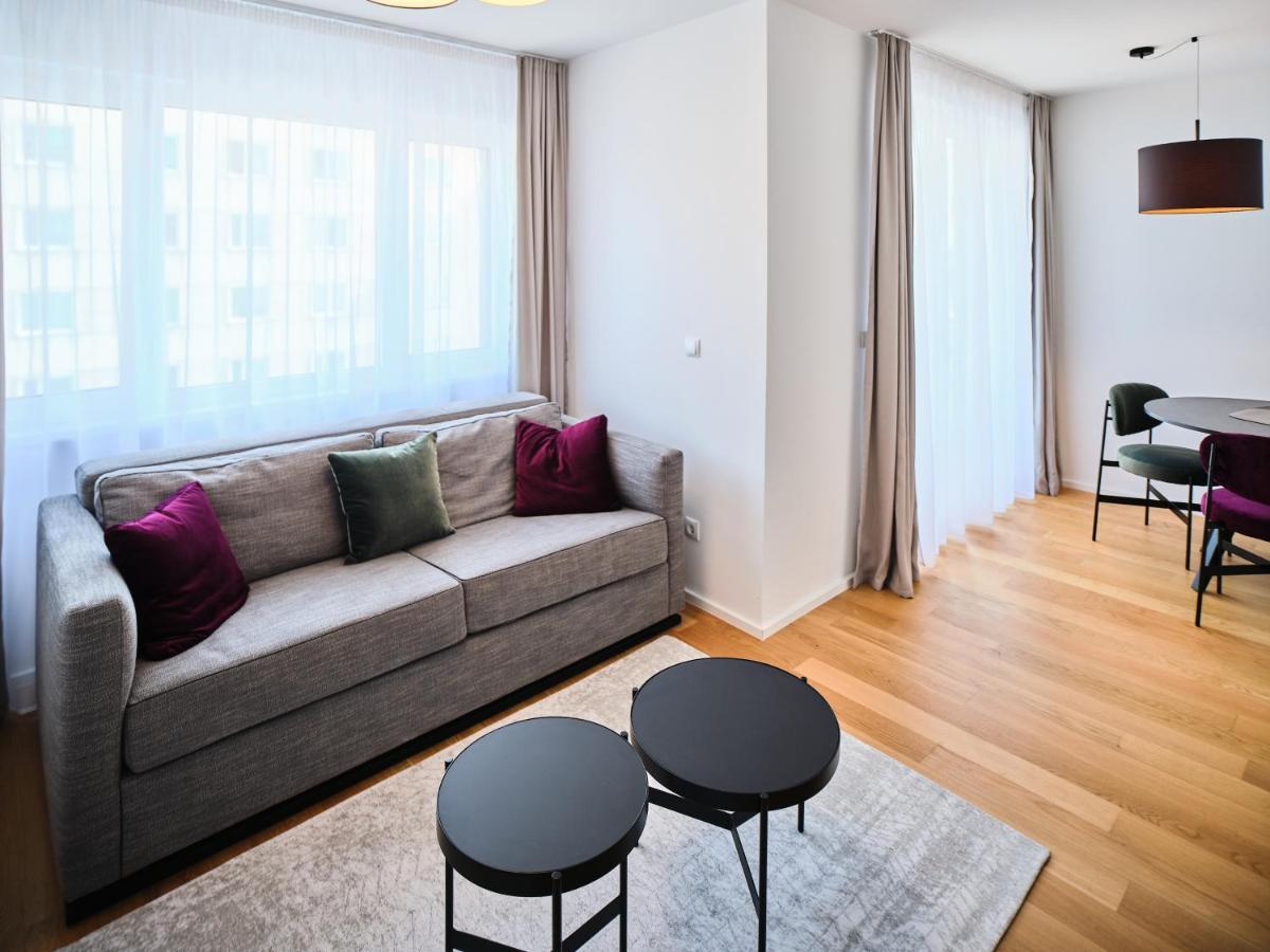 Myfavorit Apartments - Spacious Apartments Next To Puplic Transport U1 Direct Connection To Citycenter Vienna Exterior photo