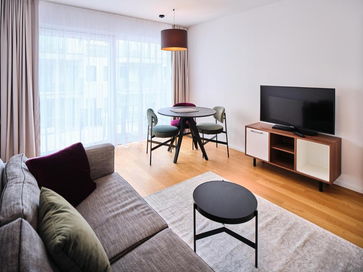 Myfavorit Apartments - Spacious Apartments Next To Puplic Transport U1 Direct Connection To Citycenter Vienna Exterior photo